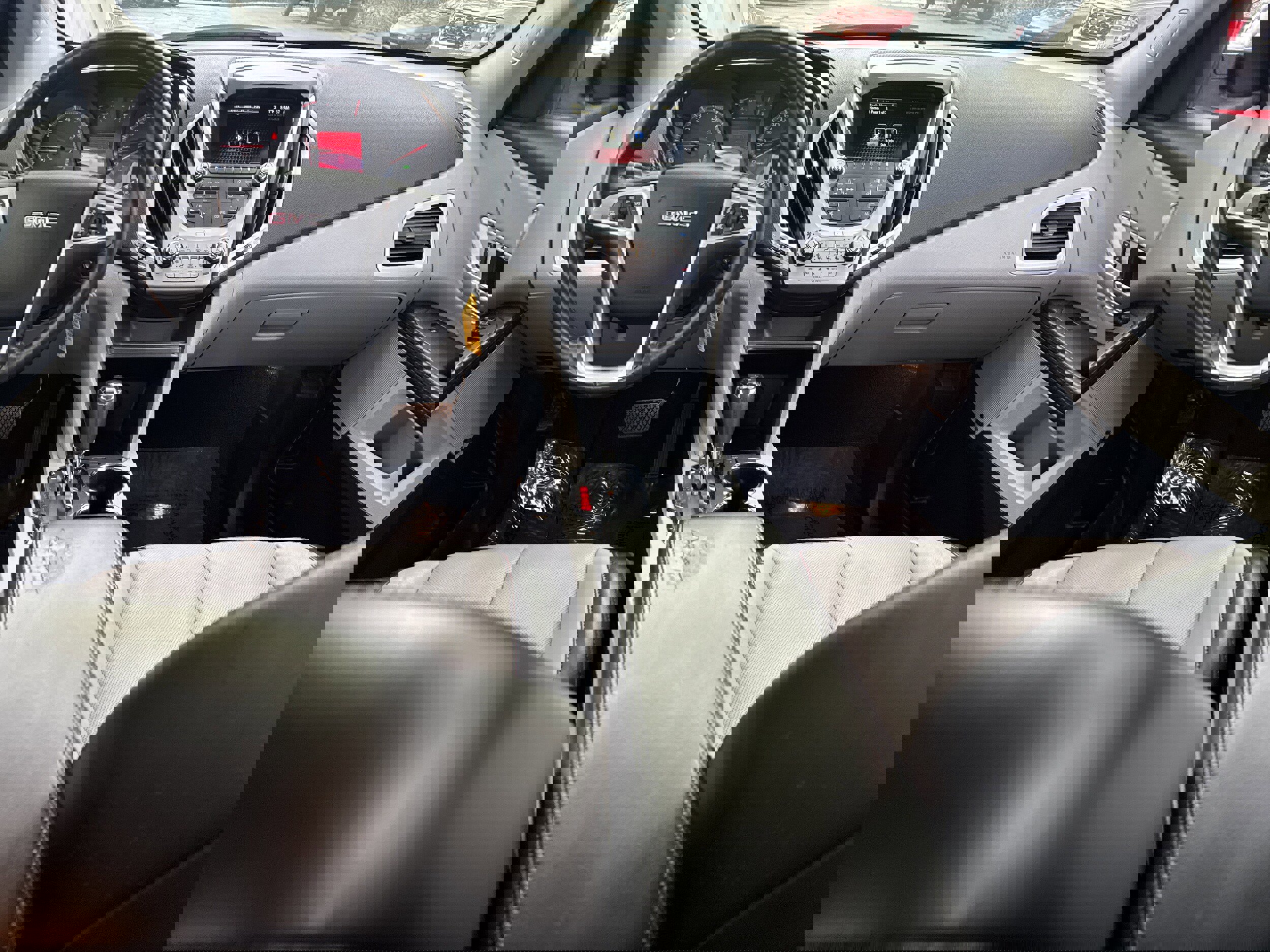 Used 2017 GMC Terrain SLT image 14