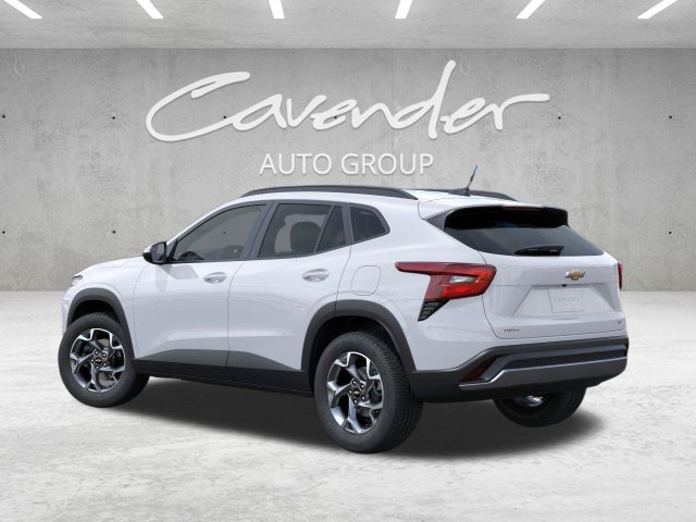 New 2026 Chevrolet Trax LT w/ Sunroof Package FWD image 3