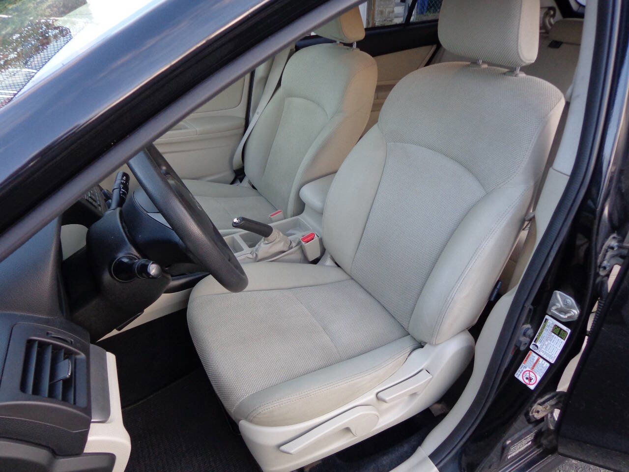 Used 2014 Subaru Crosstrek 2.0i Premium image 10