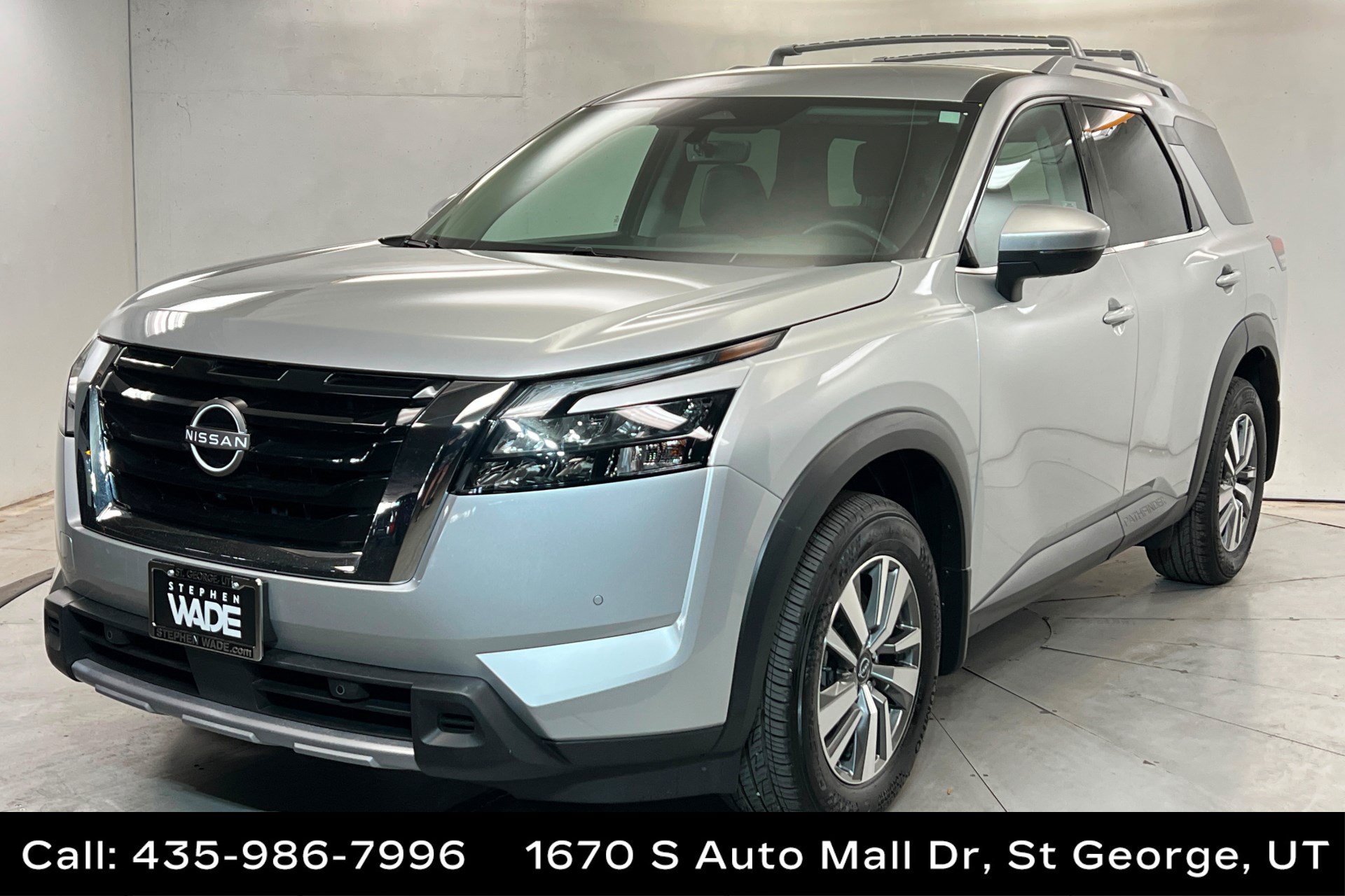 Used 2025 Nissan Pathfinder SL