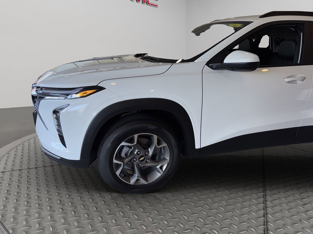 New 2025 Chevrolet Trax LT w/ Driver Confidence Package image 22