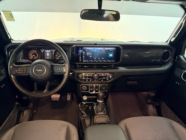 Certified 2025 Jeep Gladiator Sport AWD/4WD image 34