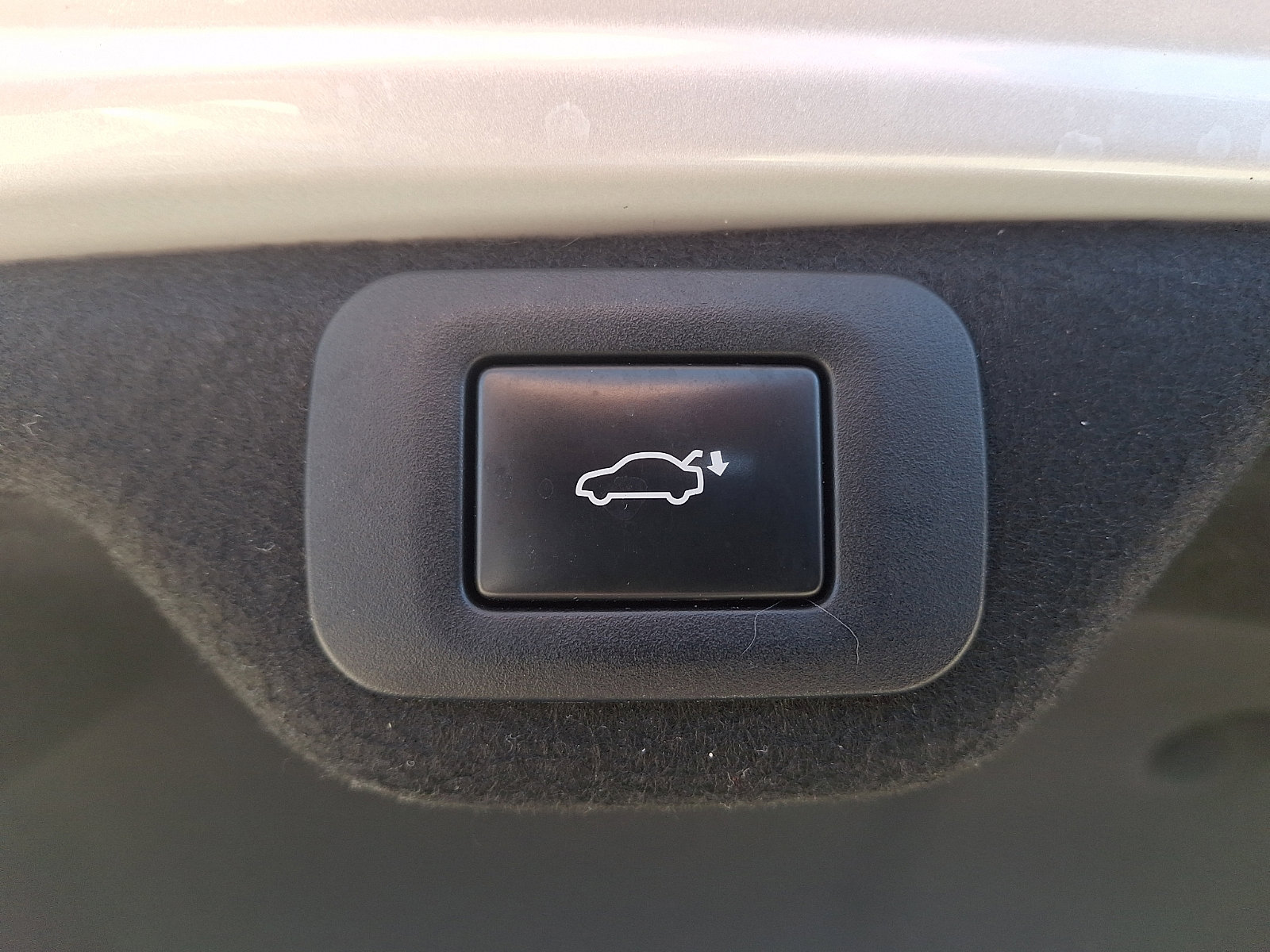 Used 2019 Lexus ES 300h w/ Luxury Package image 29