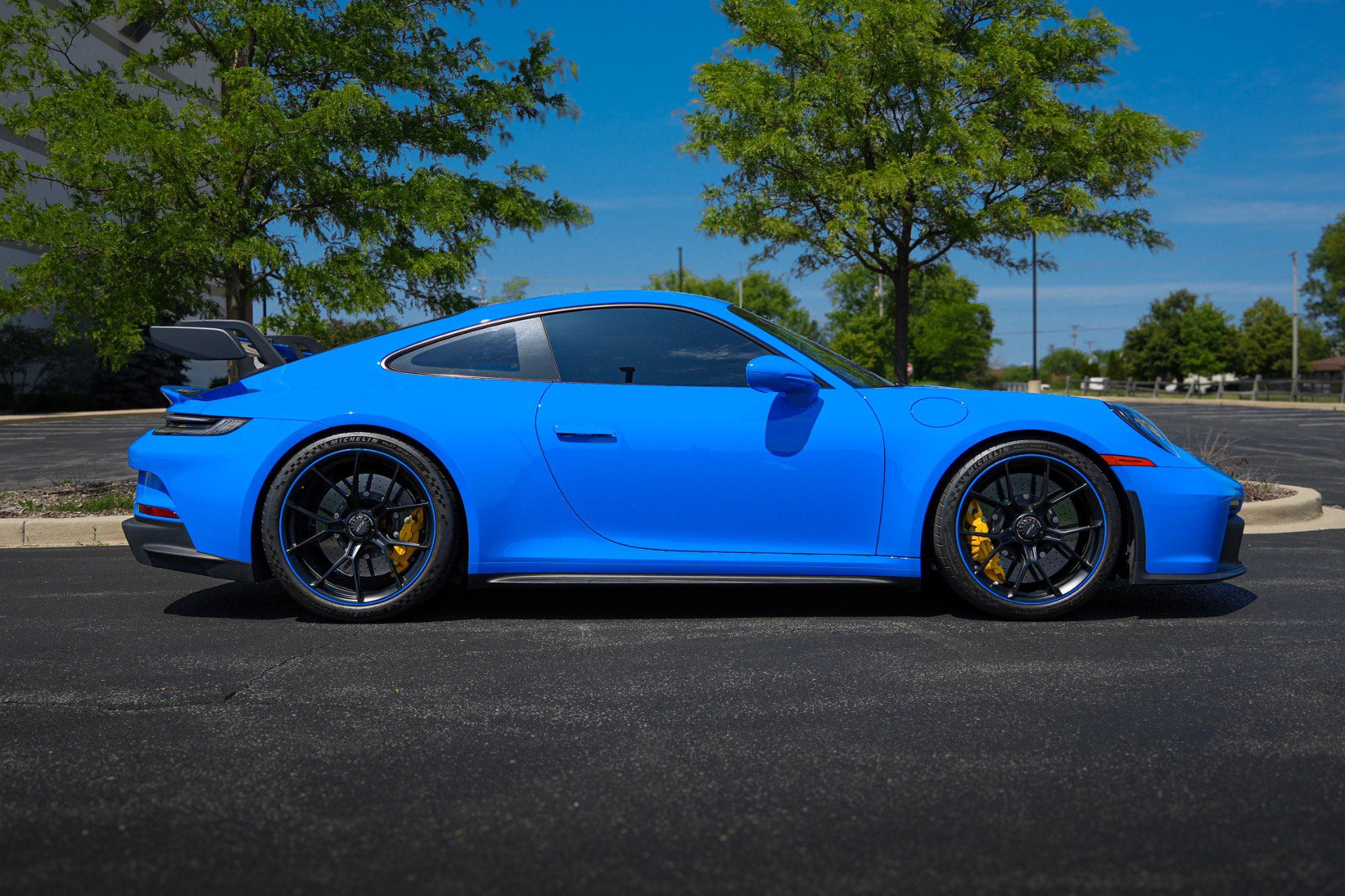 Used 2022 Porsche 911 GT3 RWD image 11