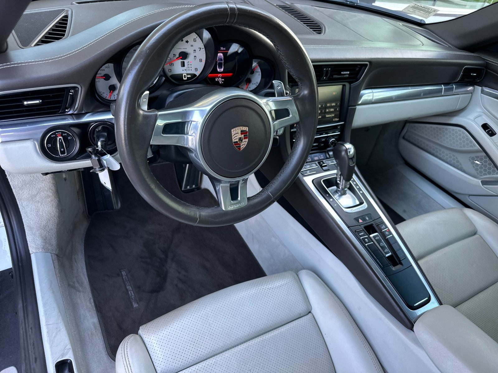 Used 2014 Porsche 911 Carrera RWD image 15