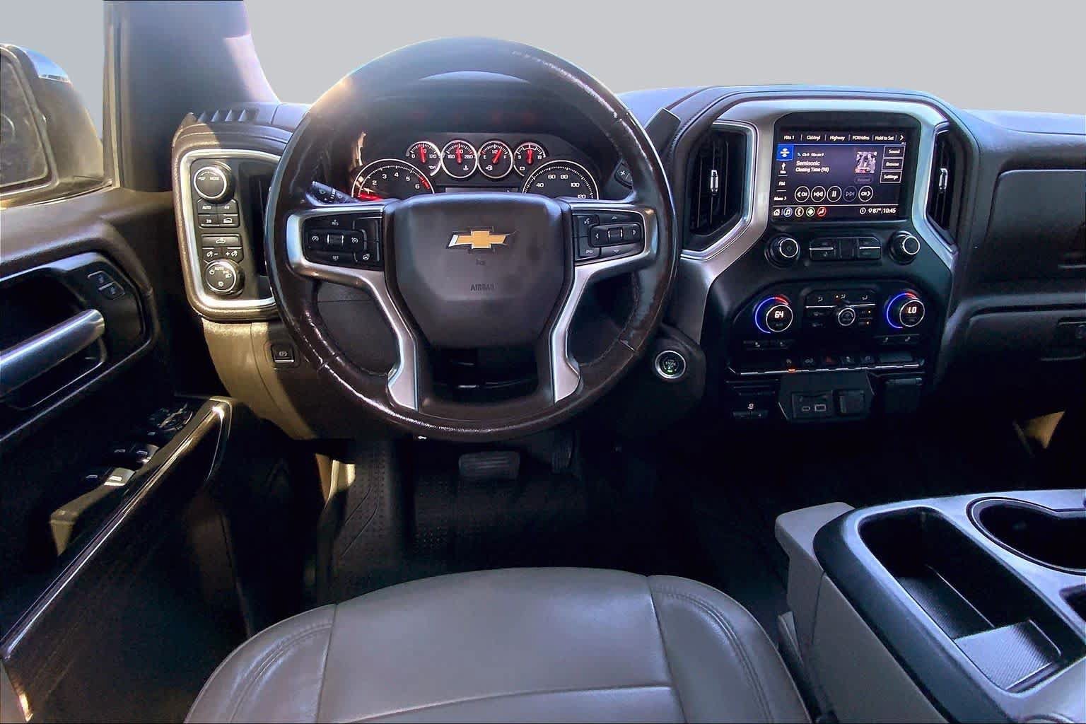 Used 2020 Chevrolet Silverado 1500 LT w/ Texas Edition AWD/4WD image 5