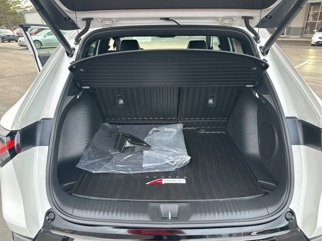 Certified 2025 Acura ADX A-Spec image 17