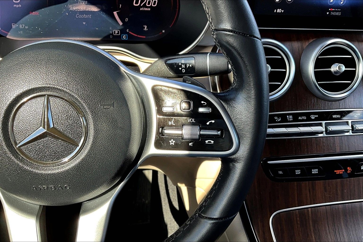 Used 2022 Mercedes-Benz GLC 300 4MATIC image 12