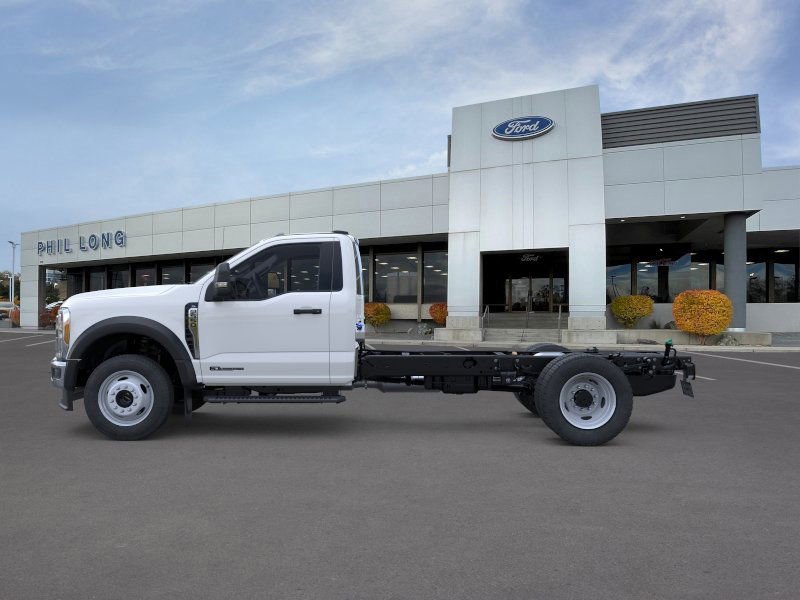 New 2026 Ford F550 4x4 Regular Cab Super Duty image 3