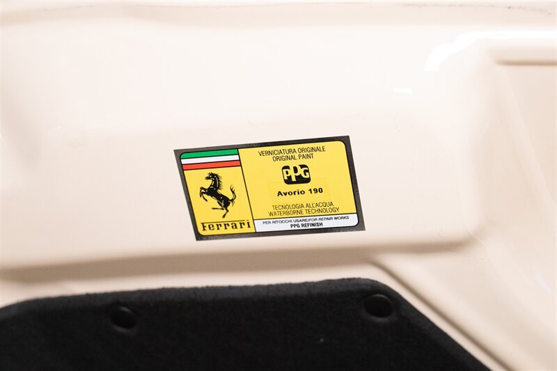 Used 2019 Ferrari 812 Superfast RWD image 36