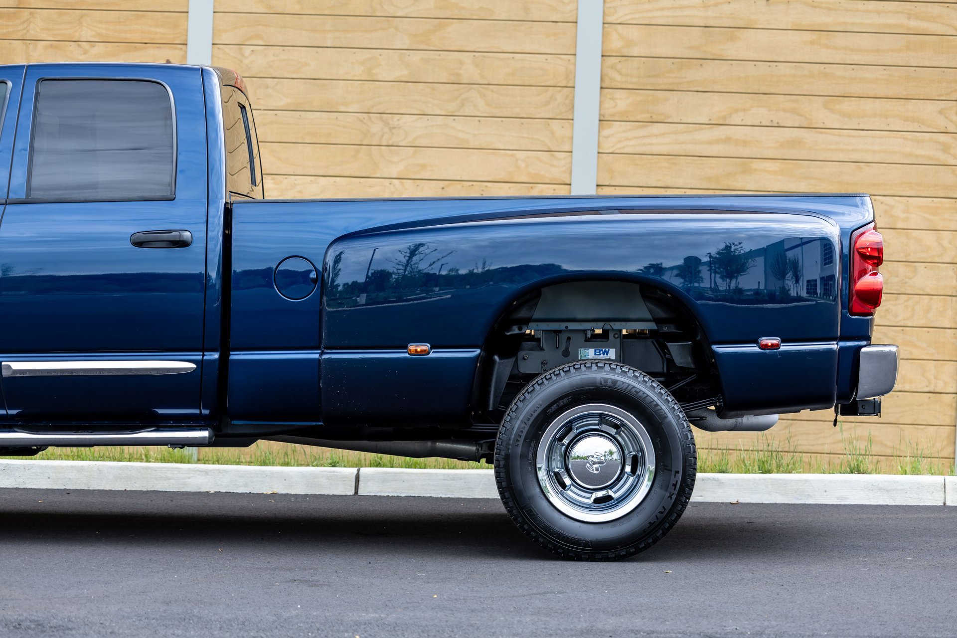 Used 2008 Dodge Ram 3500 Truck Laramie w/ Trailer Tow Group AWD/4WD image 12