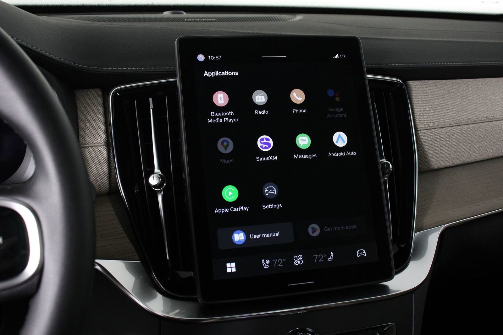 New 2026 Volvo XC90 T8 Plus w/ Protection Package Premier image 6