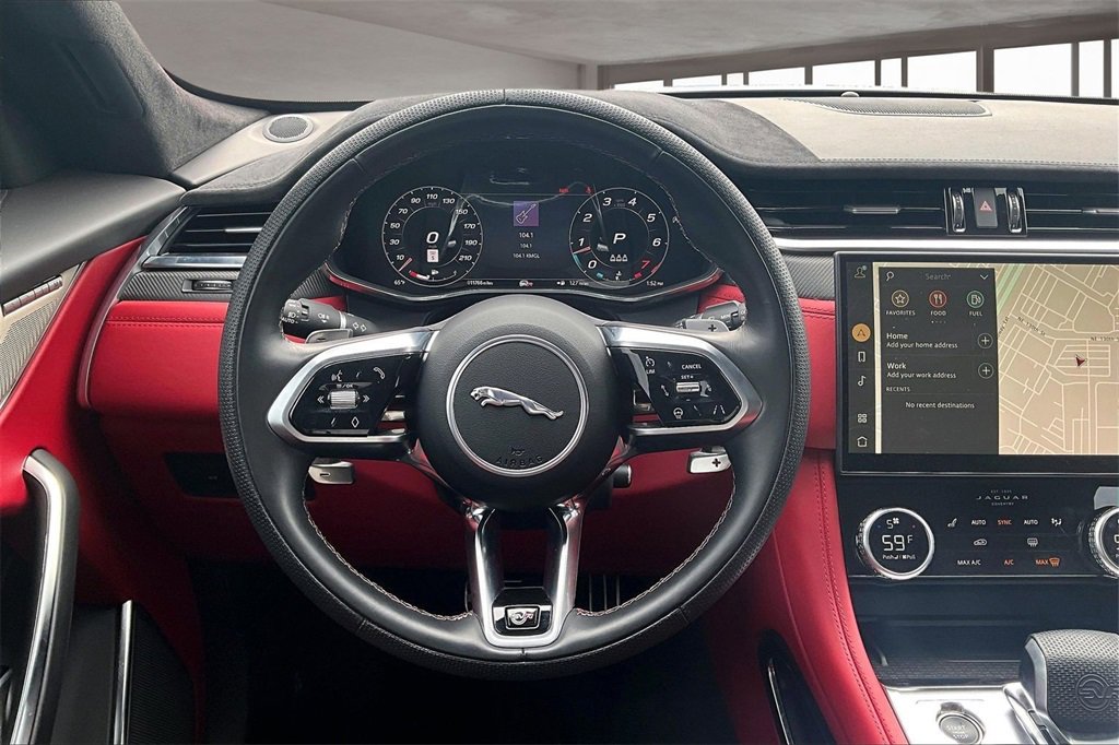 Used 2024 Jaguar F-PACE SVR image 5