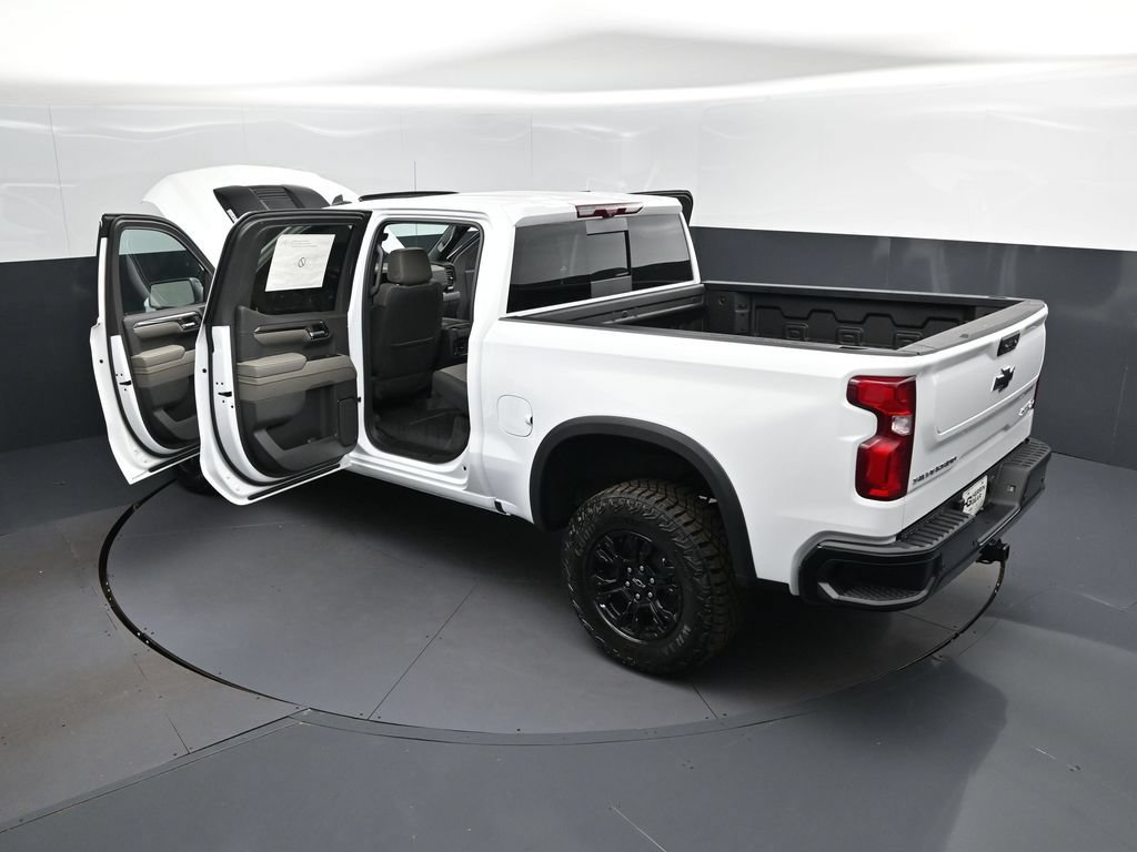 New 2026 Chevrolet Silverado 1500 ZR2 w/ LPO, Dark Essentials Package AWD/4WD image 2