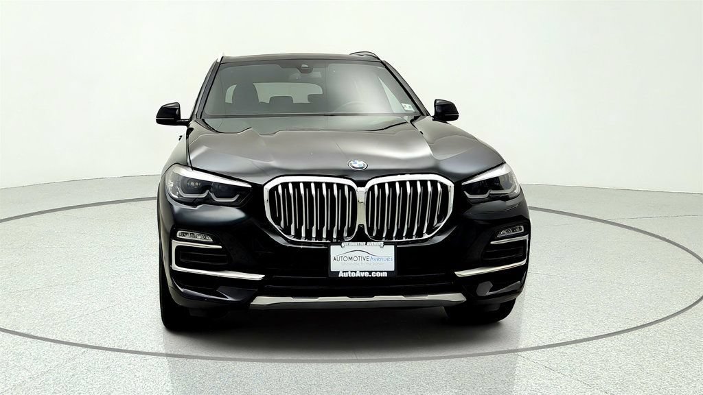 Used 2021 BMW X5 xDrive40i w/ Convenience Package AWD/4WD image 2