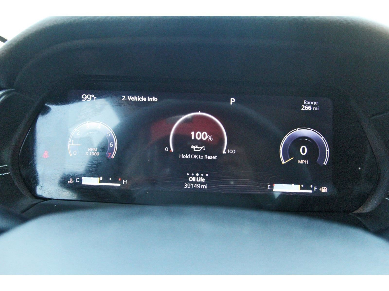 Used 2023 Jeep Grand Cherokee Laredo AWD/4WD image 17