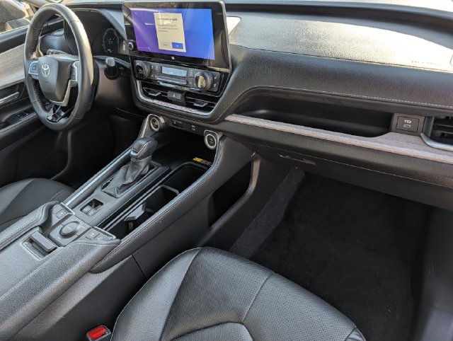 Certified 2025 Toyota Grand Highlander AWD Hybrid image 34