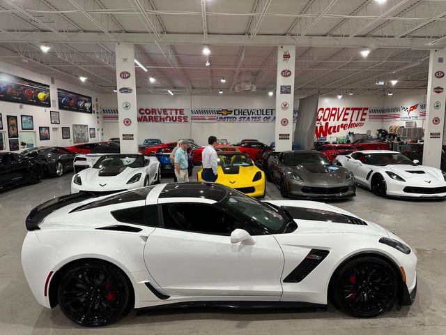 Used 2016 Chevrolet Corvette Z06 w/ Z07 Performance Package RWD image 6