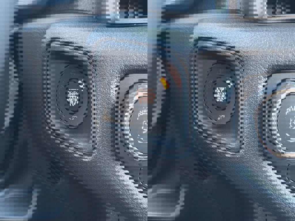 New 2026 Jeep Gladiator Sport image 19