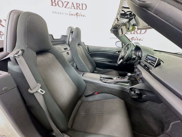 Used 2016 MAZDA MX-5 Miata Sport image 27