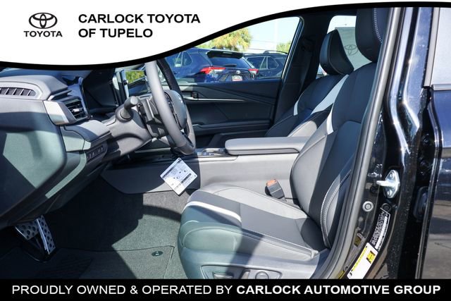 New 2026 Toyota Camry SE w/ Multimedia Upgrade Package FWD image 7