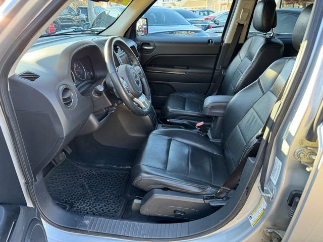 Used 2012 Jeep Patriot Limited w/ Sun/Sound Group image 9
