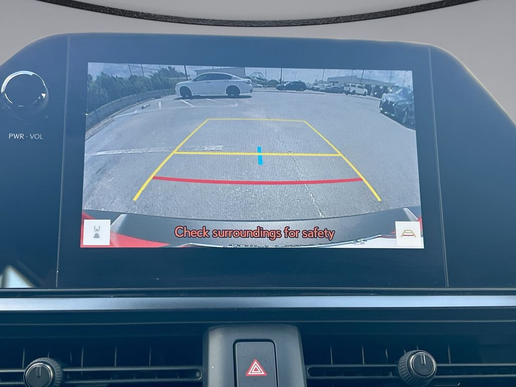 Used 2024 Lexus UX 250h FWD w/ Premium Package image 19