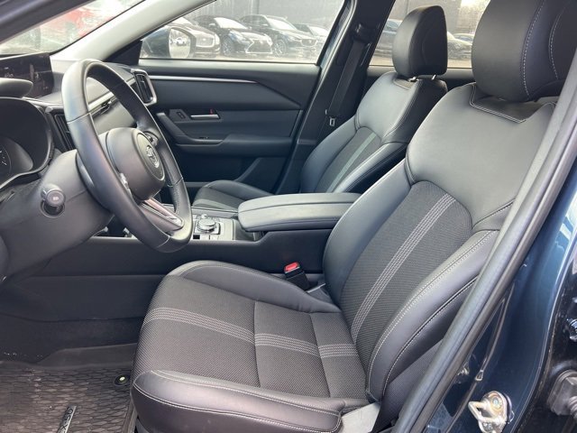 Used 2025 MAZDA CX-50 AWD 2.5 S w/ Weather Package image 22