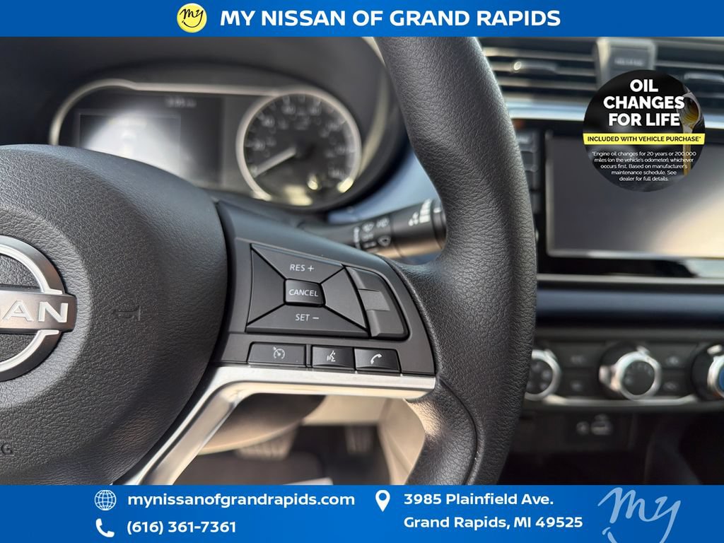 Used 2025 Nissan Versa SV w/ Trunk Package FWD image 18