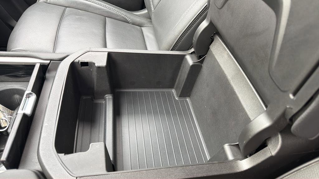 Used 2023 GMC Yukon Denali image 36