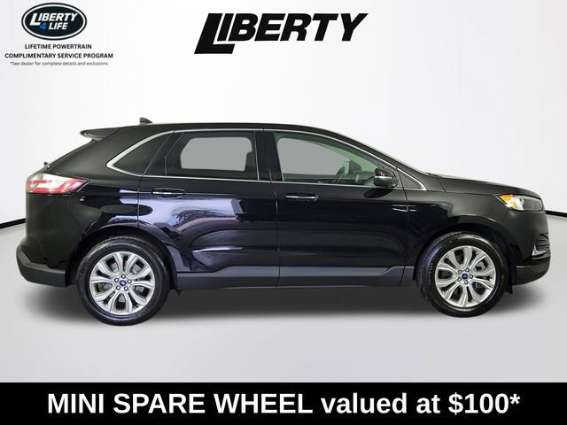 Used 2022 Ford Edge Titanium AWD/4WD image 2