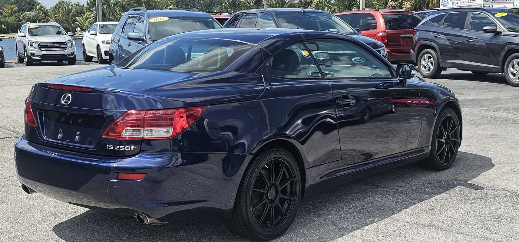 Used 2011 Lexus IS 250C RWD image 19