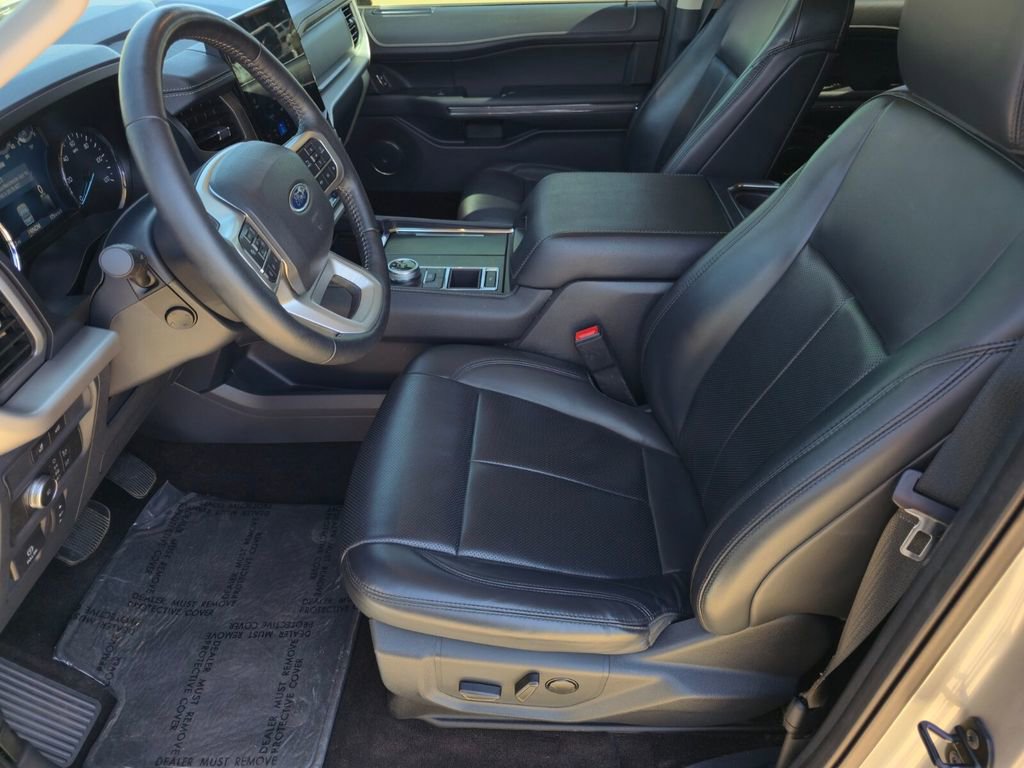 Used 2022 Ford Expedition XLT RWD image 25