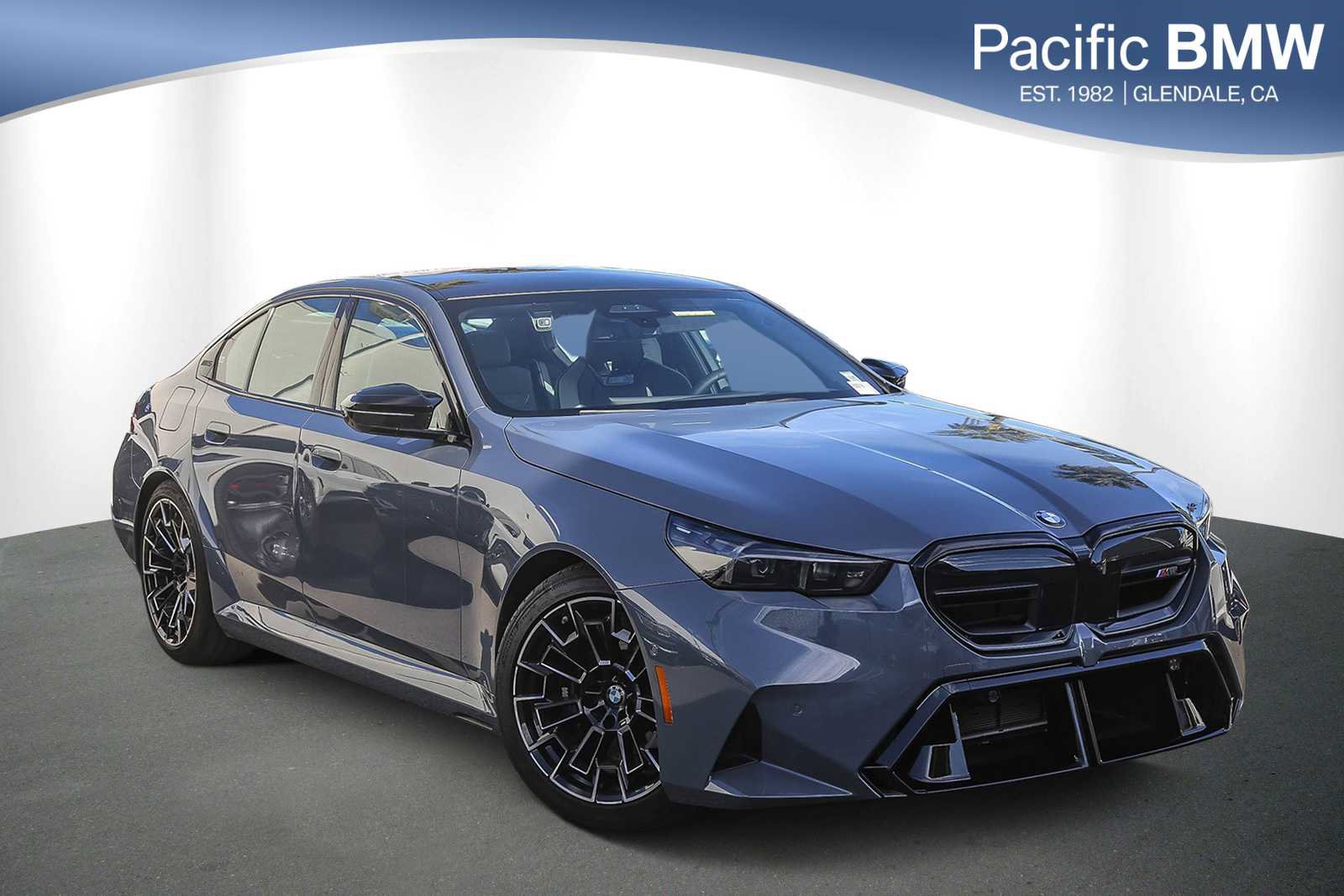 New 2026 BMW M5 w/ Executive Package image 1