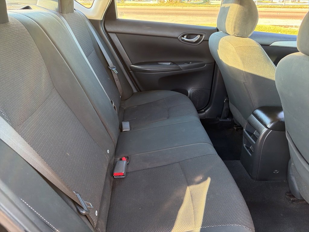 Used 2019 Nissan Sentra S image 17