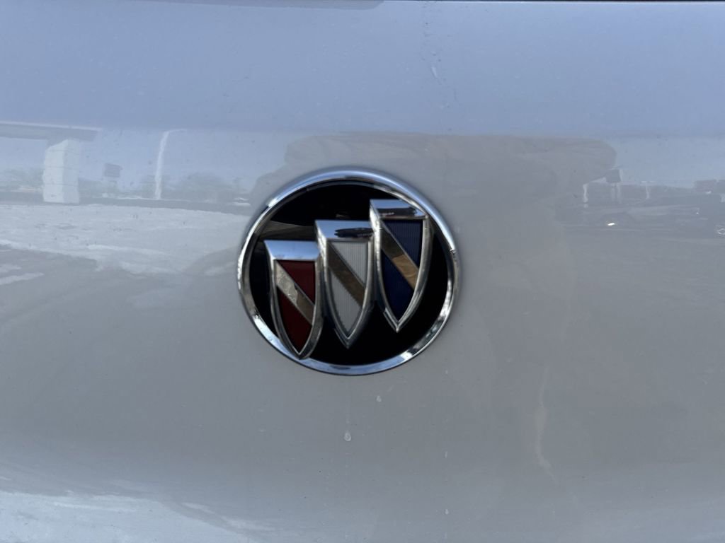 Certified 2022 Buick Encore GX Select w/ Sport Touring Package image 27