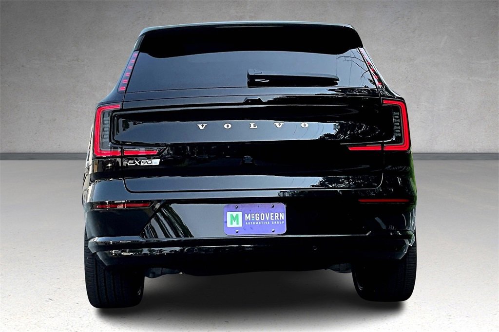 New 2025 Volvo EX90 Plus image 4