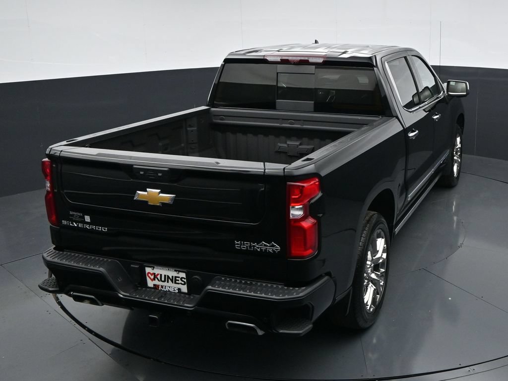 Used 2025 Chevrolet Silverado 1500 High Country AWD/4WD image 51
