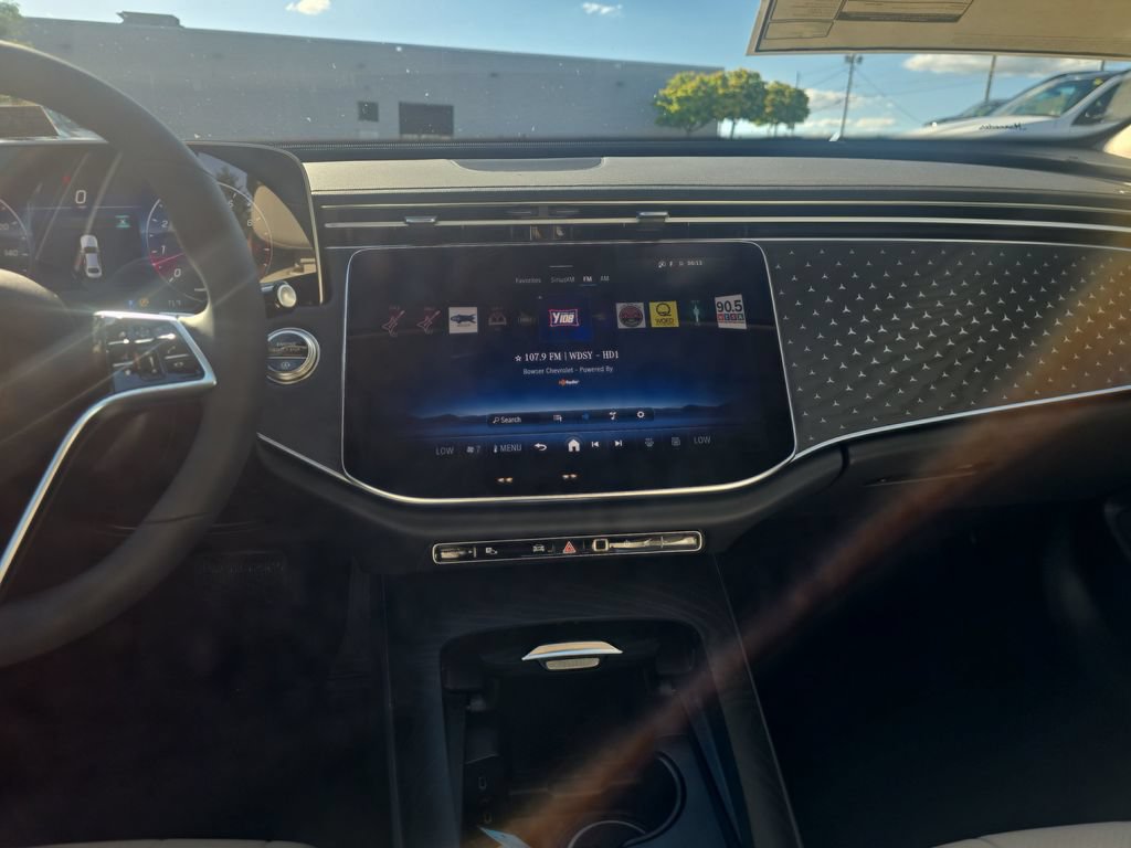 New 2026 Mercedes-Benz E 350 4MATIC Sedan image 17