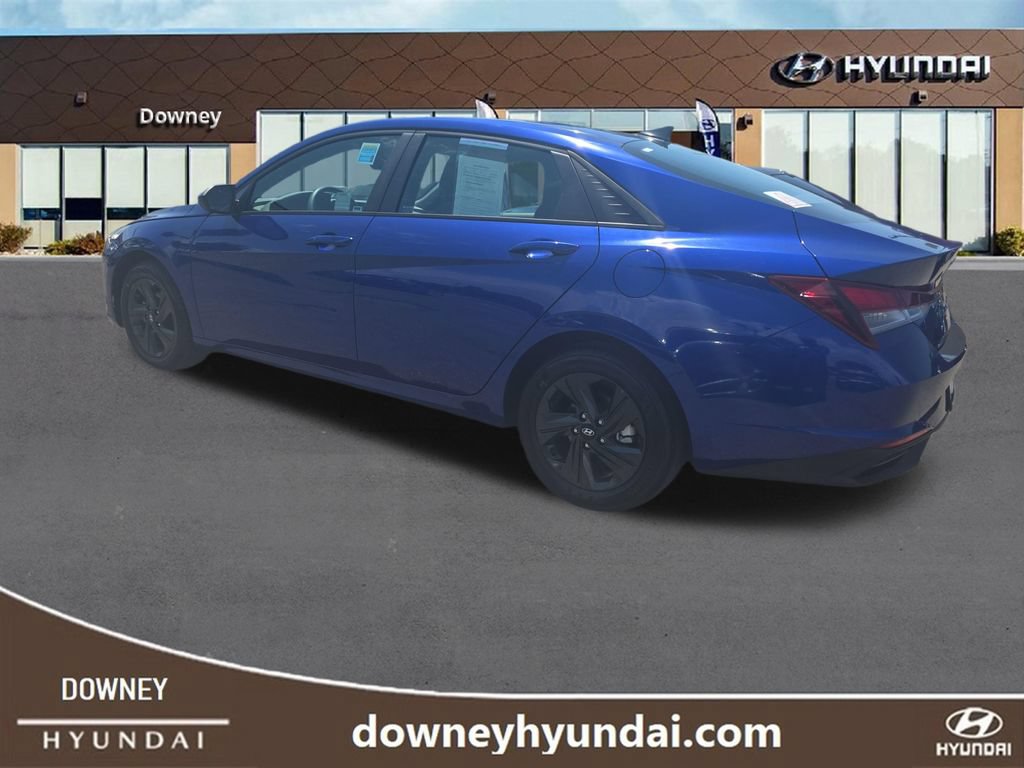 Used 2023 Hyundai Elantra SEL FWD image 3