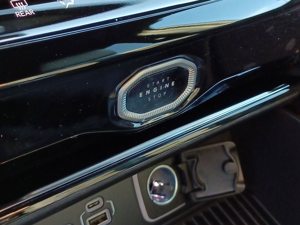 New 2026 Jeep Grand Cherokee L 4WD image 17