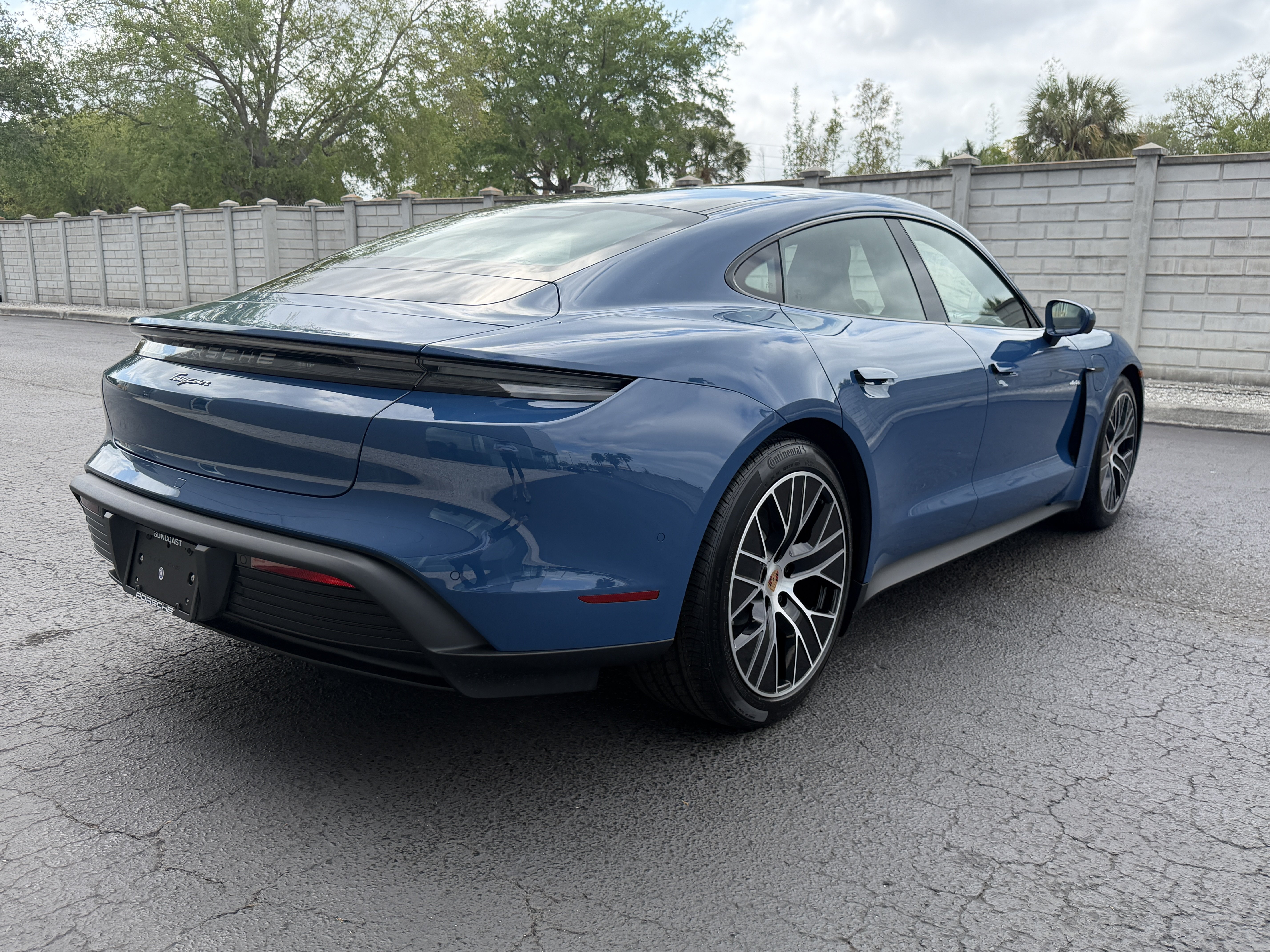 New 2026 Porsche Taycan RWD image 6