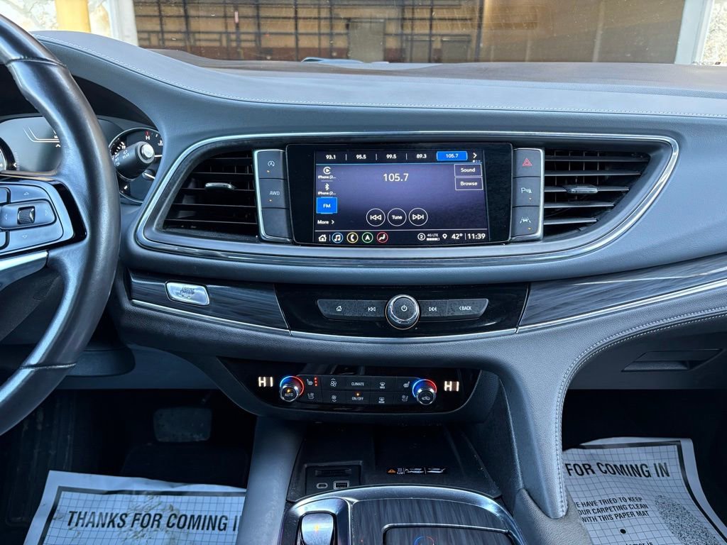 Used 2024 Buick Enclave Premium image 34