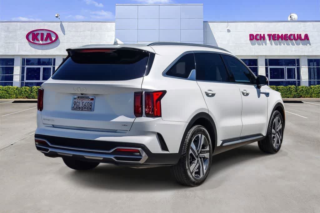 Used 2023 Kia Sorento EX AWD/4WD image 4