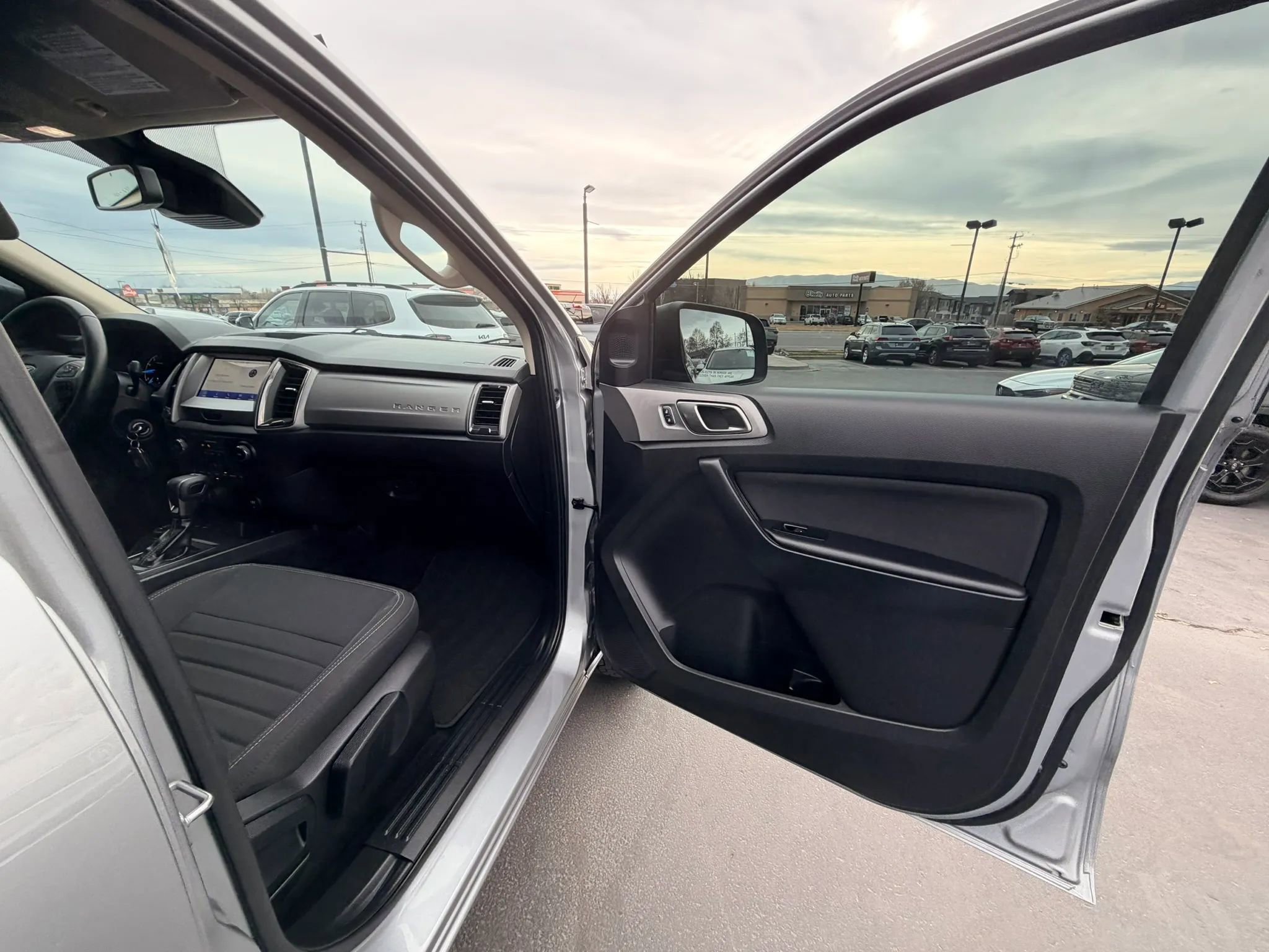 Used 2023 Ford Ranger XLT w/ Equipment Group 301A Mid image 27