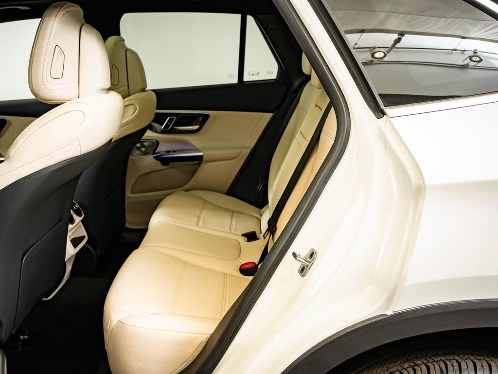 New 2026 Mercedes-Benz GLC 300 4MATIC image 41