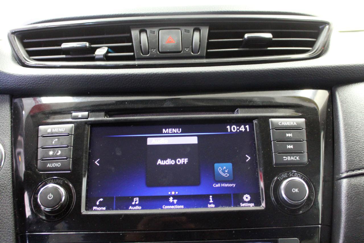 Used 2018 Nissan Rogue SV image 13