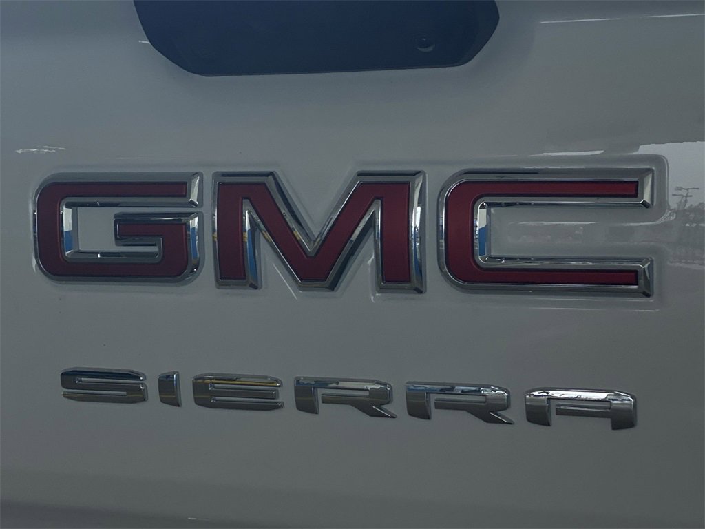 New 2026 GMC Sierra 1500 SLE image 40