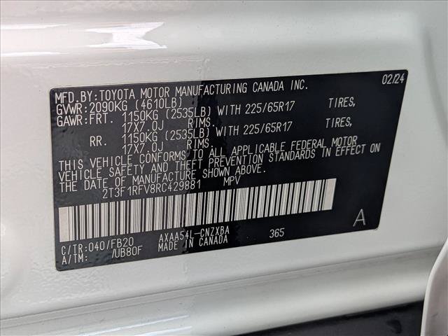 Used 2024 Toyota RAV4 LE AWD/4WD image 23