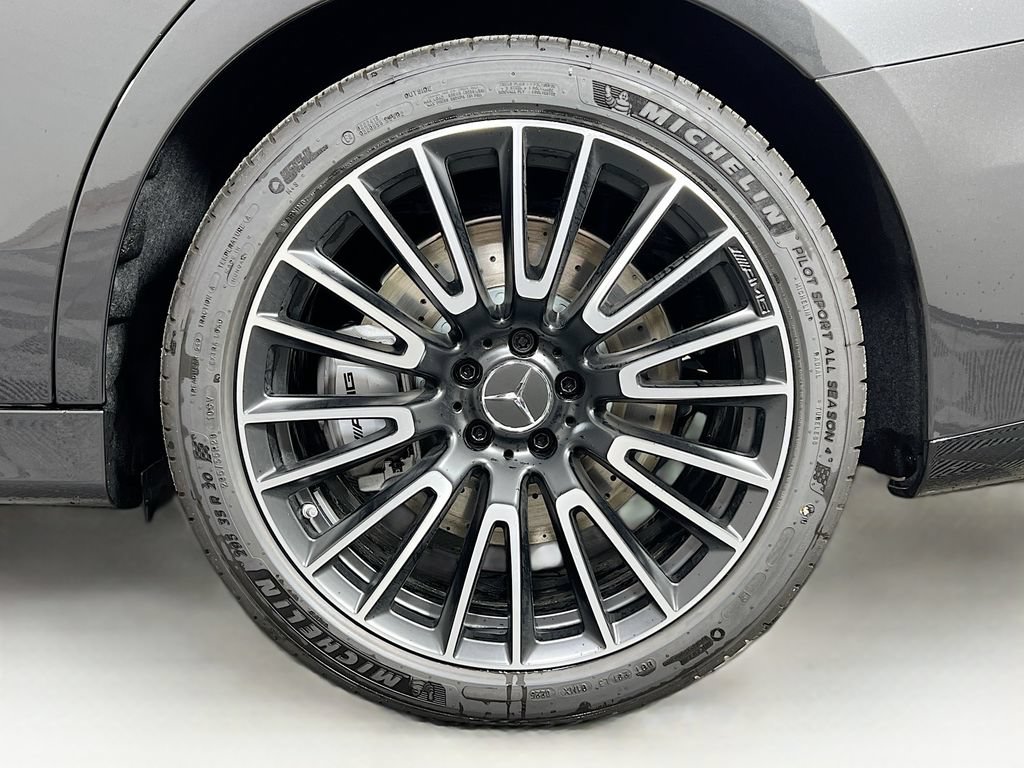 New 2026 Mercedes-Benz E 53 AMG e 4MATIC Sedan image 34